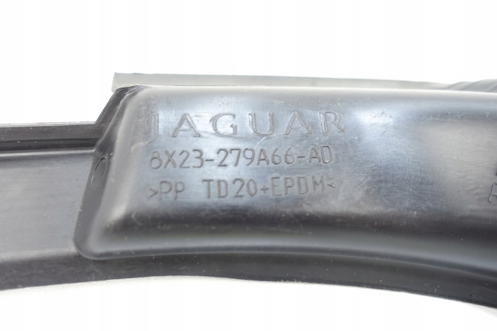 JAGUAR XF X250 2007- HINTEN RECHTES LAMPENGEHÄUSE 8X23-279A66-AD Product image
