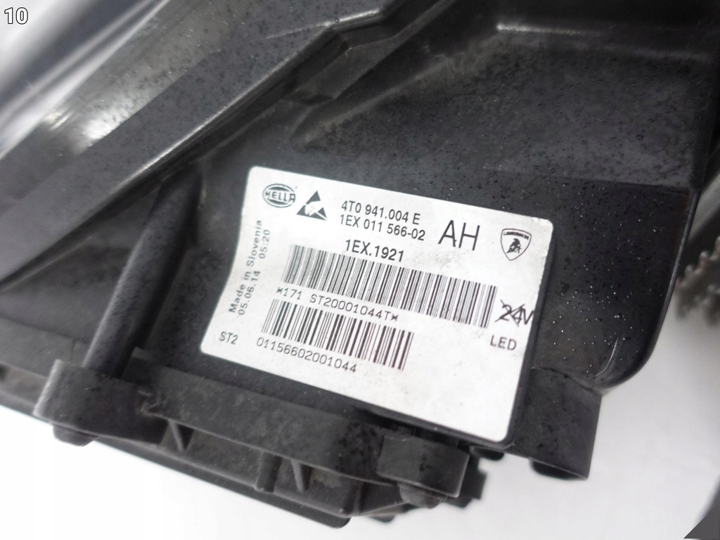 LAMBORGHINI HURACAN 4T0 VOLL-LED-LEUCHTE VORNE RECHTS EUROPA + MODUL Product image
