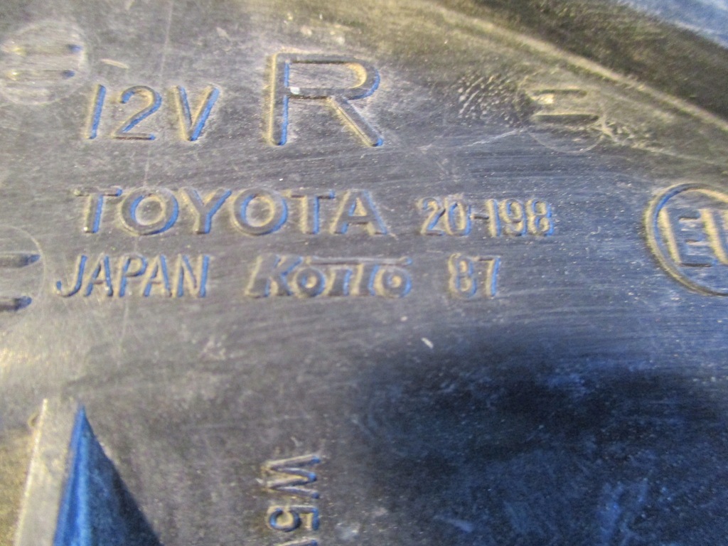 2015/8 BLINKER, BLINKER VORNE RECHTS, TOYOTA CARINA E KOITO 20-198 Product image