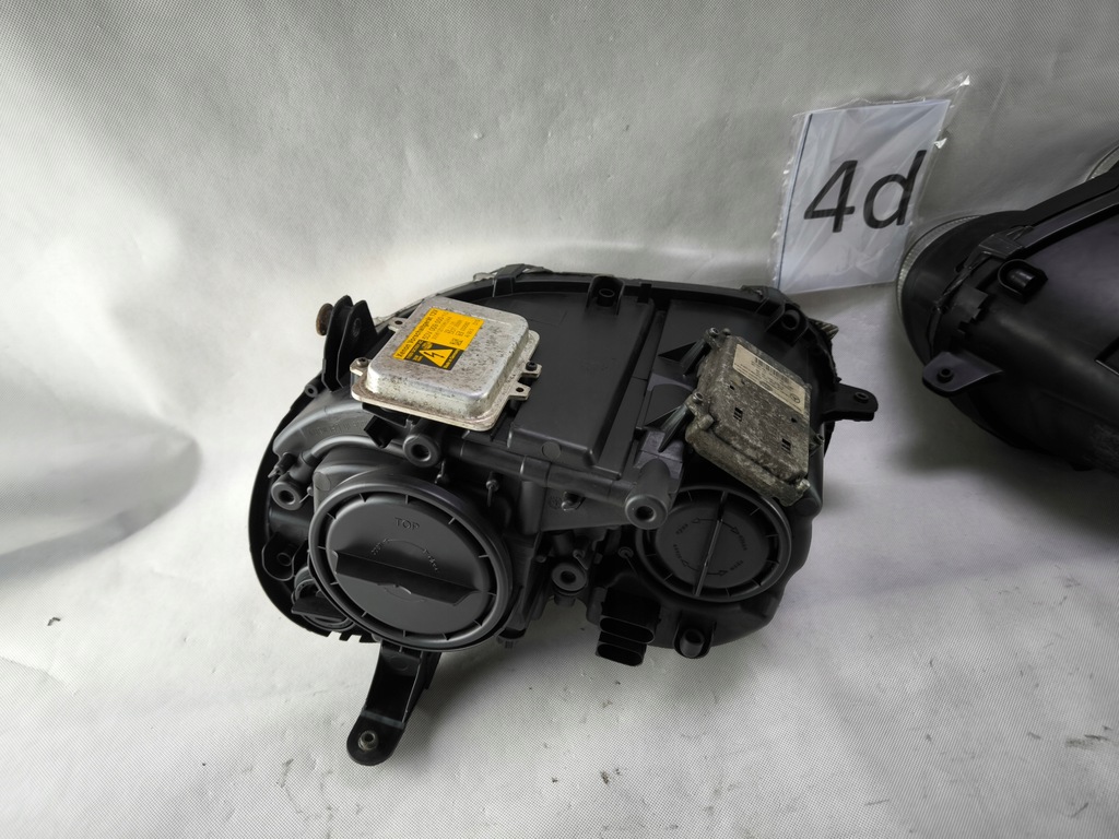 MERCEDES CLK 209 LIFT W209 XENON TURNING LINKS RECHTS SCHEINWERFERLAMPE Product image