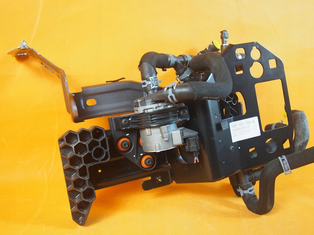 Audi E-Tron Wasserpumpenschläuche Halterung 4ke965567b 27KM Product image