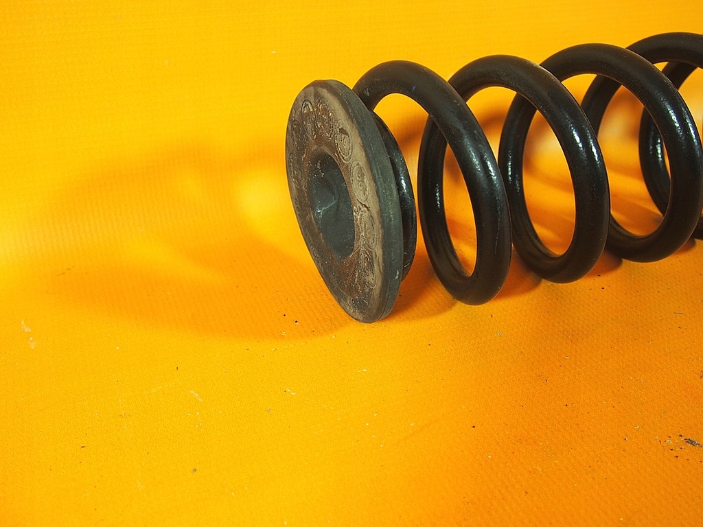Audi Q3 83A Federn HINTEN SET 5qf511115df Product image