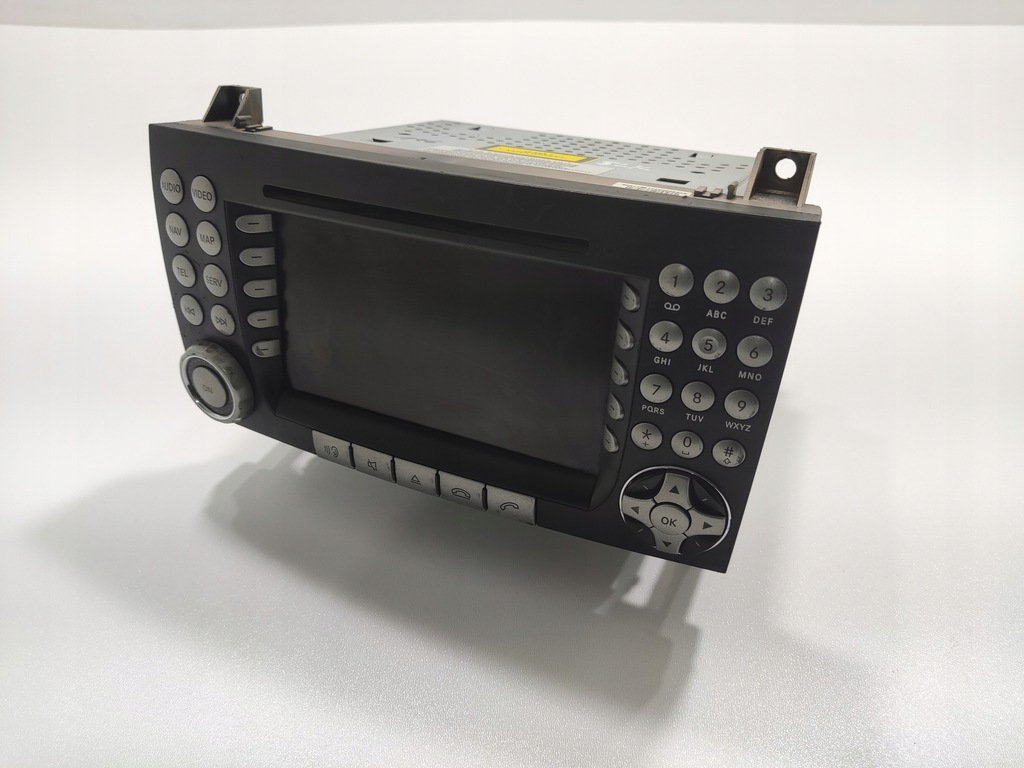 FABRIK-RADIO-NAVIGATION MERCEDES SLK II W171 R171 A1718202989 2004–2011 Product image