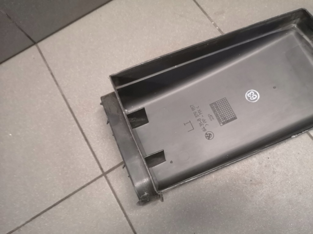 INNENRAUMFILTERGEHÄUSE BMW E65 8379957 Product image