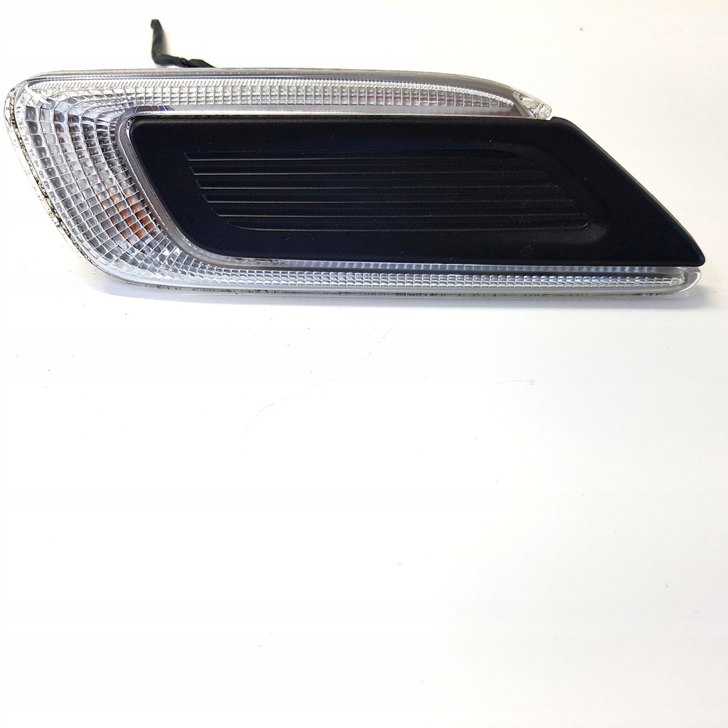 MINI F54 CLUBMAN Kotflügelblinker, RECHTS, 16 Jahre alt Product image