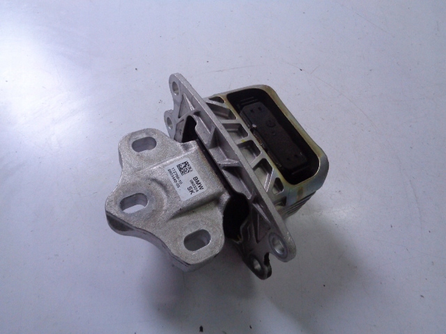 MOTORHALTERUNG BMW 1ER F40 M-SPORT 2.0 DIESEL 2024 Product image