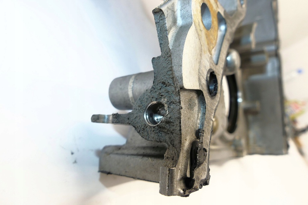 FORD FOCUS MK3 FIESTA MK7 1.0 ECOBOOST-ABDECKUNG STEUERGEHÄUSE Product image
