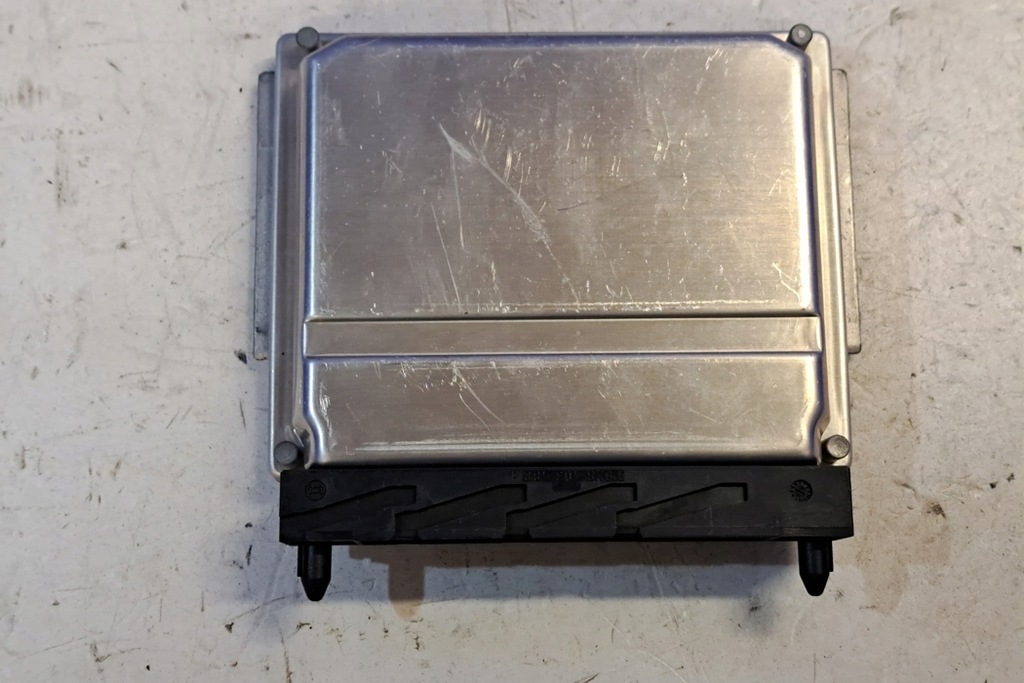 Volvo XC90 und 0281011441 2.4L Diesel 120 kW 2005 Motor Computer Product image