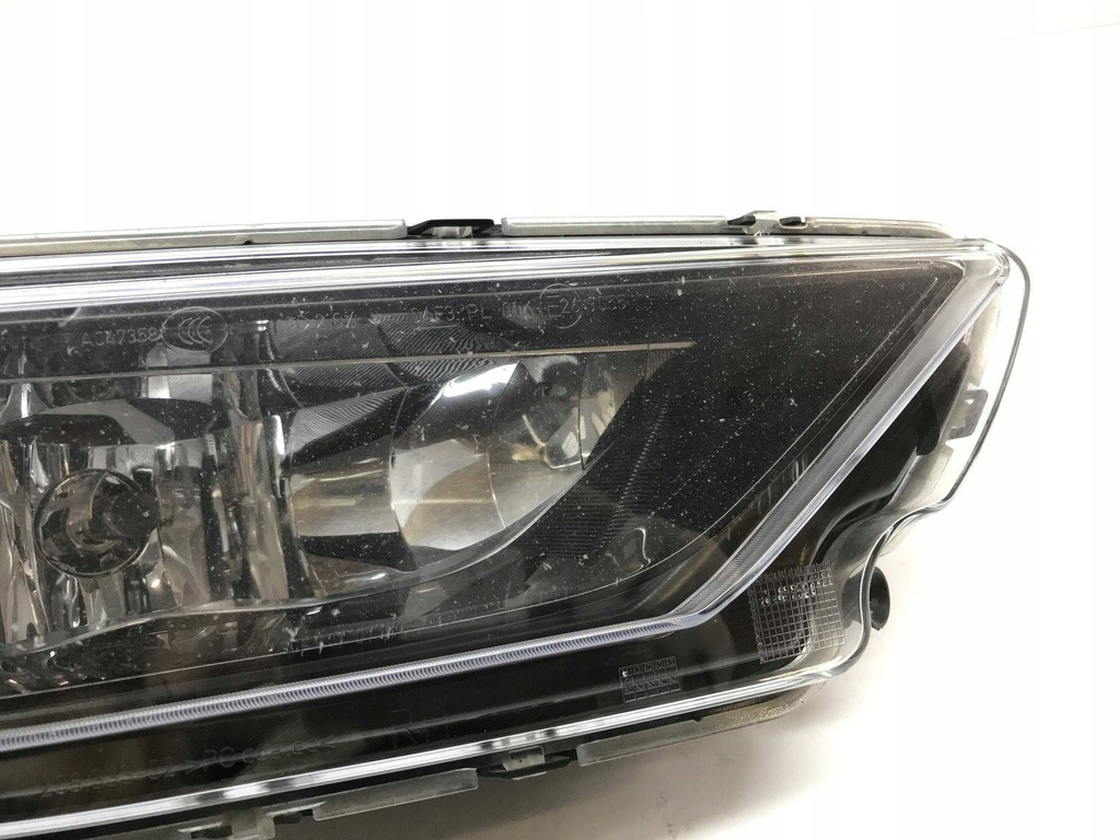 Volkswagen Amarok 2010 rechtes Nebellicht 2H6941700A Product image