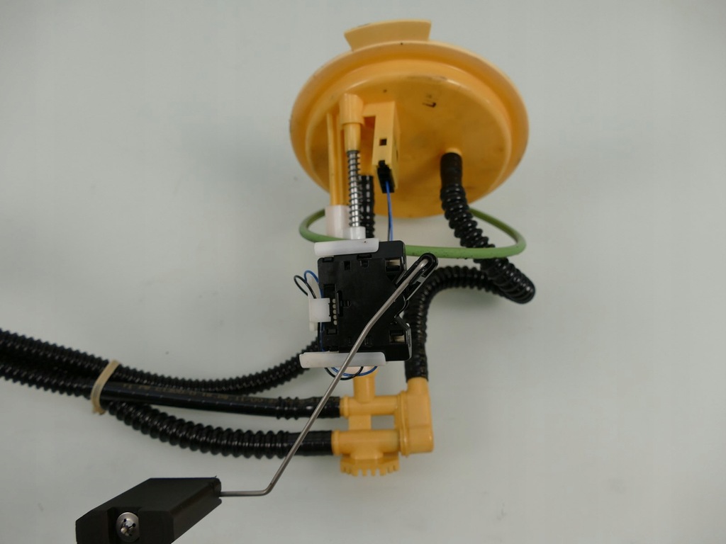 MERCEDES W212 2.2 CDI KRAFTSTOFFPUMPE SCHWIMMER Product image