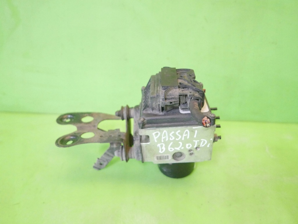 ABS-Pumpe 3C0614095Q TRW VW PASSAT B6 2.0 TDI 16V 05-09 Product image