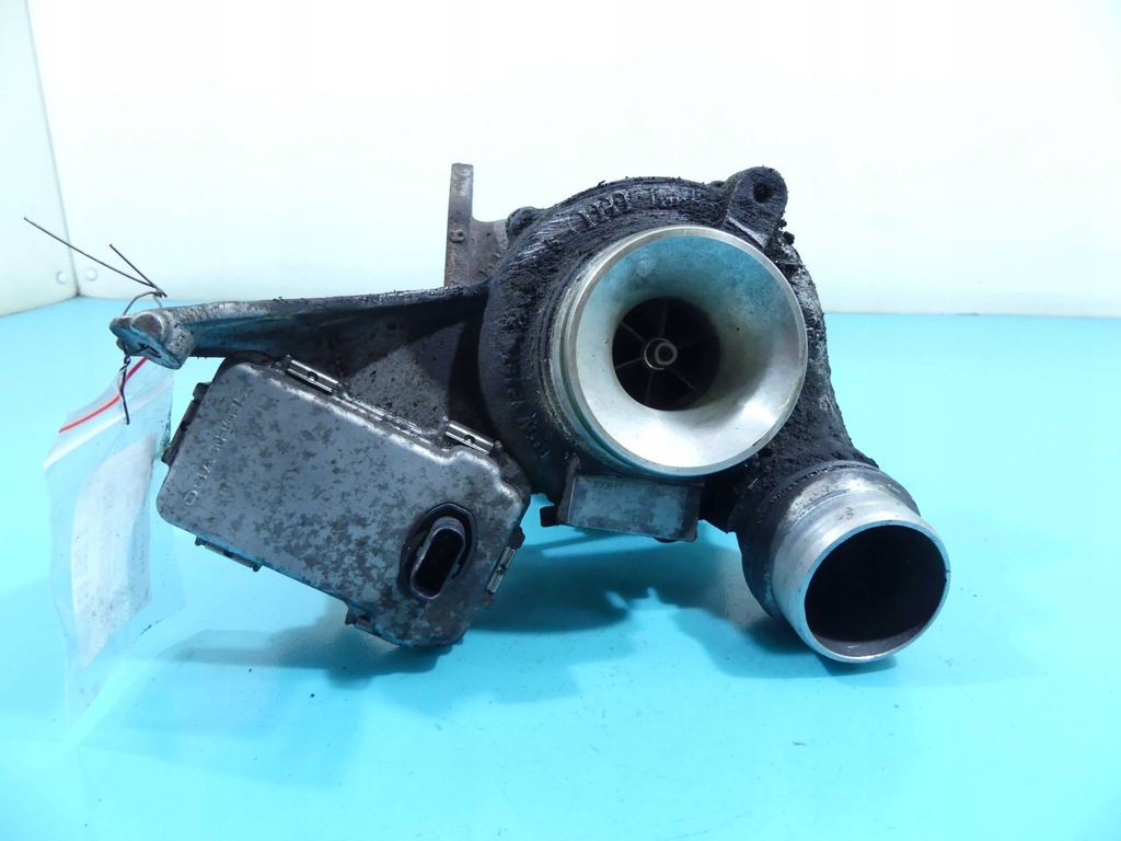 TURBOLADER BMW E90 RHV4, 781232102 2.0D 143KM Product image
