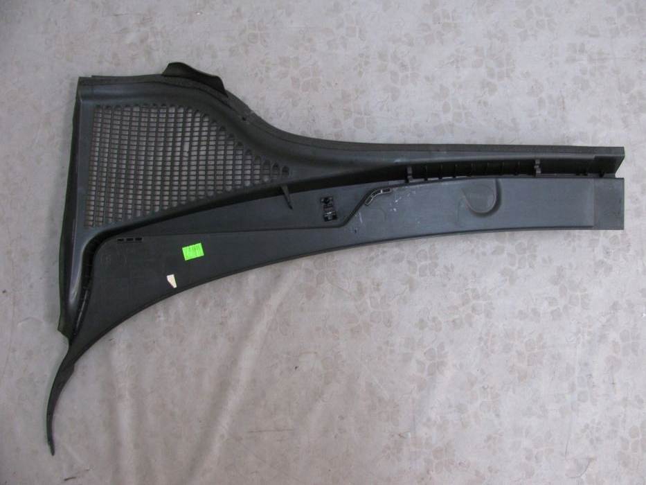 SKODA OCTAVIA III RECHTE PIT 5E1819416A Product image