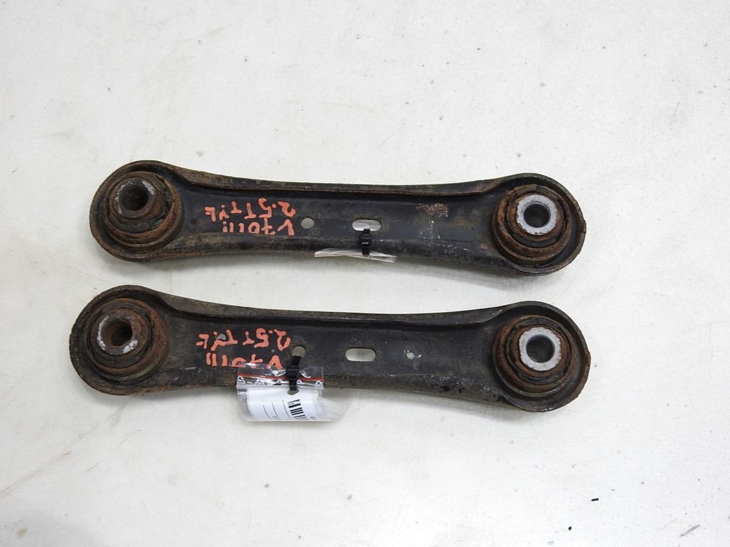 HINTERER QUERLENKER VOLVO V70 III 2,5 T Product image