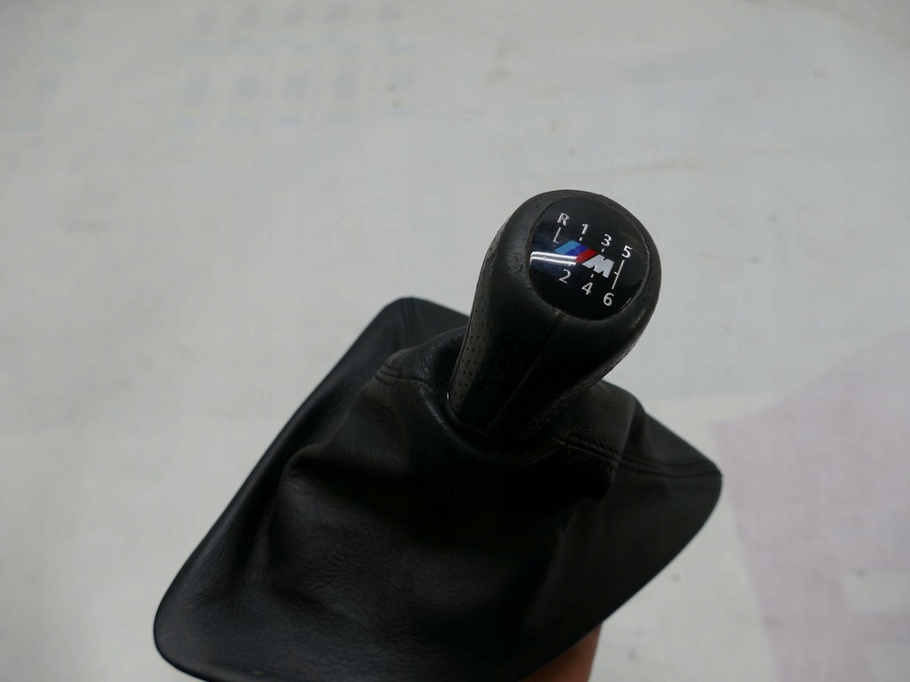 BMW E82 E81 E88 E87 M-PAKET KNOPF BALGSHOP Product image