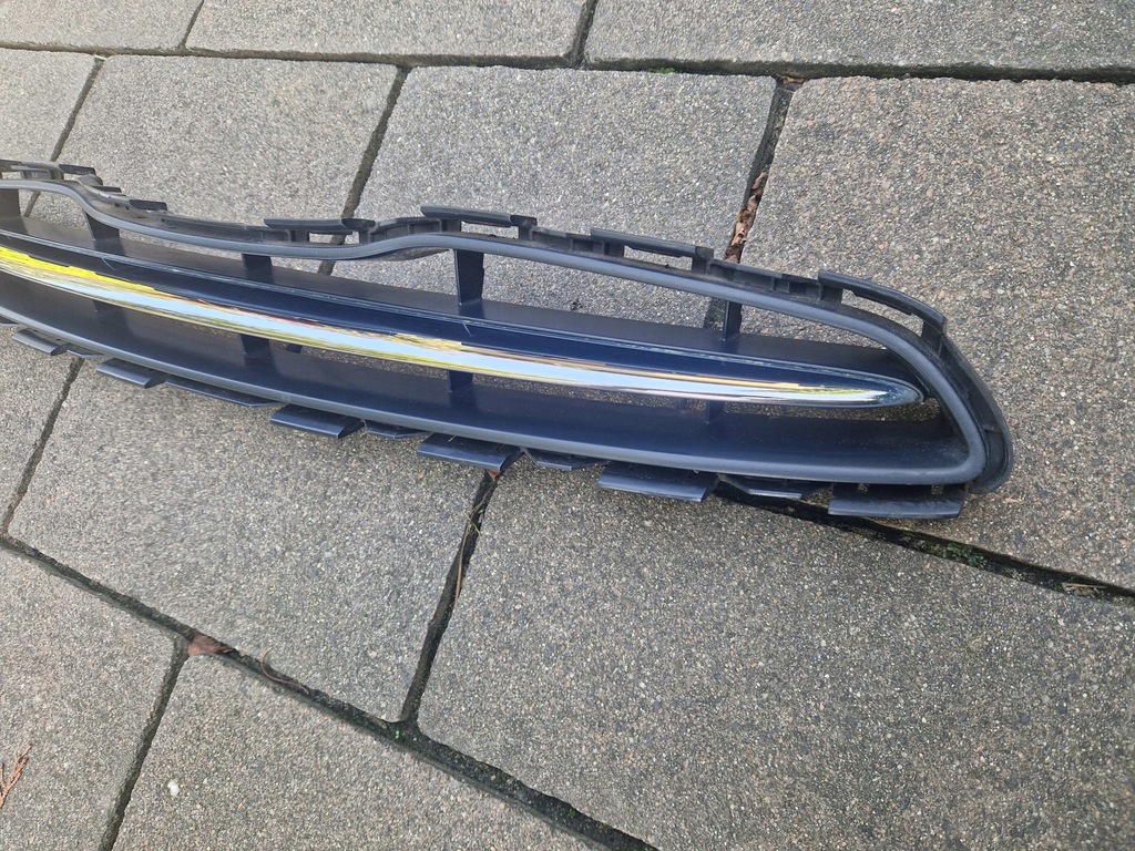 Nissan Micra K13 vor dem Aufheben der Front-Dummy-Chrom GG210-06830-A 10-2013 Product image