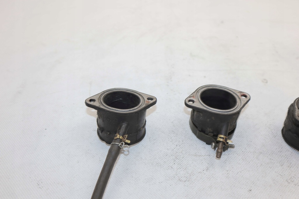 KAWASAKI ZX6R ZX-6R 98-02 Ansaugrohre aus Gummi Product image