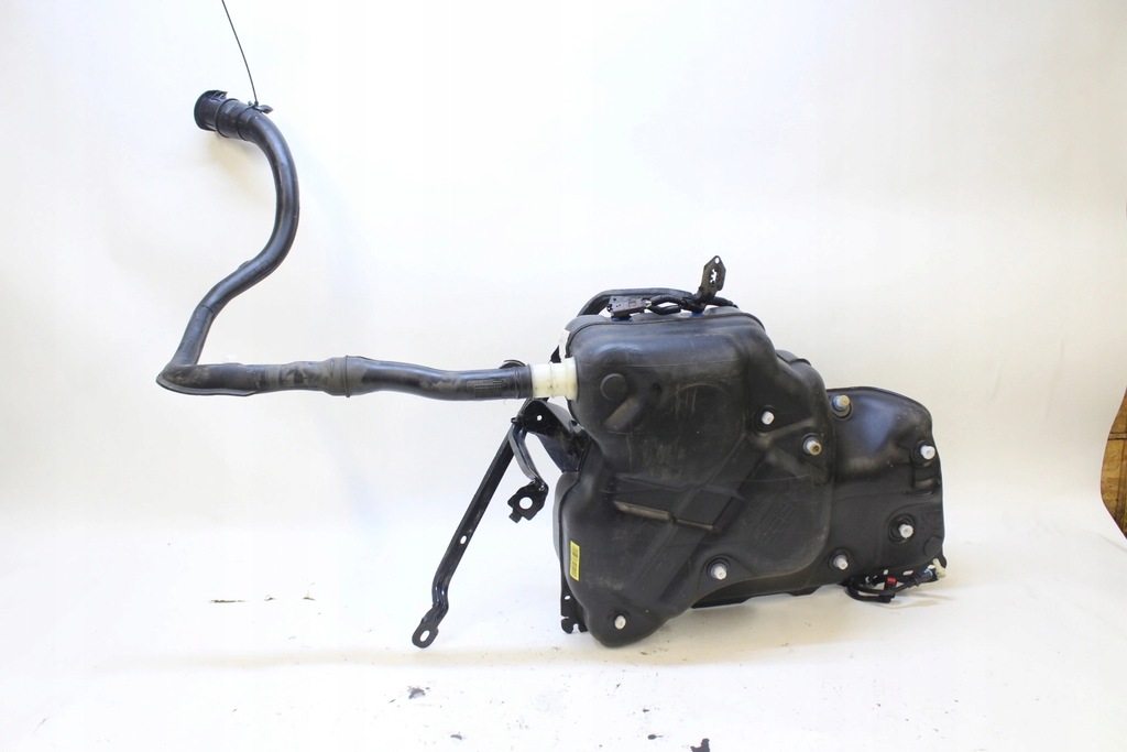 Opel Combo IV Kraftstofftank 9823351980 Product image