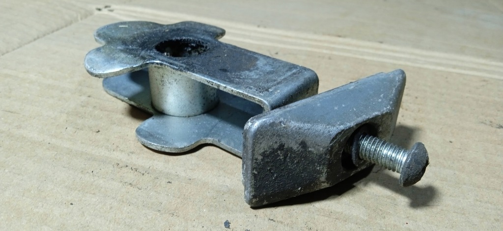 Suzuki GSF 600 1200 Bandit Spanner Kettenspannung Hinterrad Product image