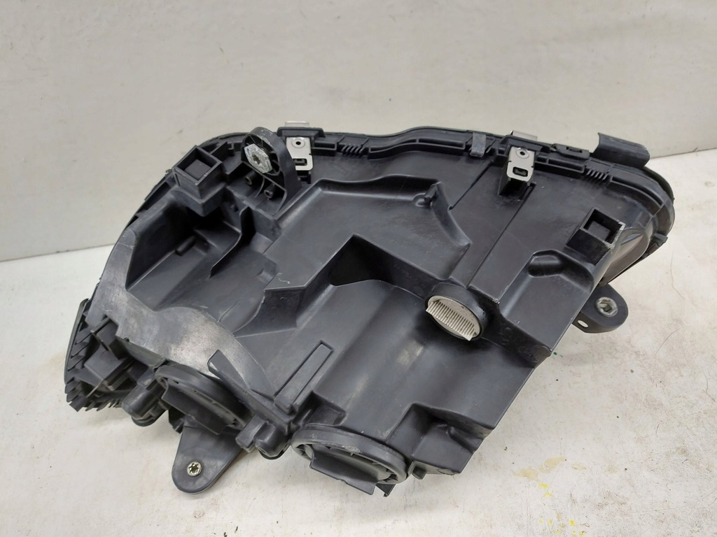 Mercedes-Benz C Klasse 205 H7 W205 H7 Frontlampe vordere Scheinwerfer Product image