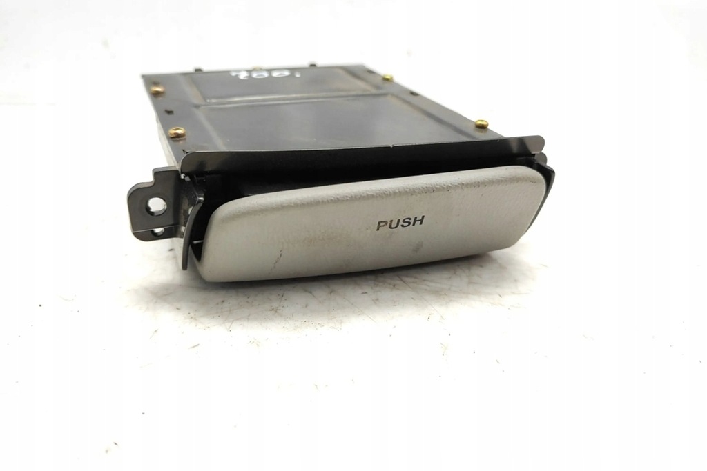 Hyundai Sonata V (NF) Aschenbecher 845503K000 2.0L Diesel 103KW 2006 Product image