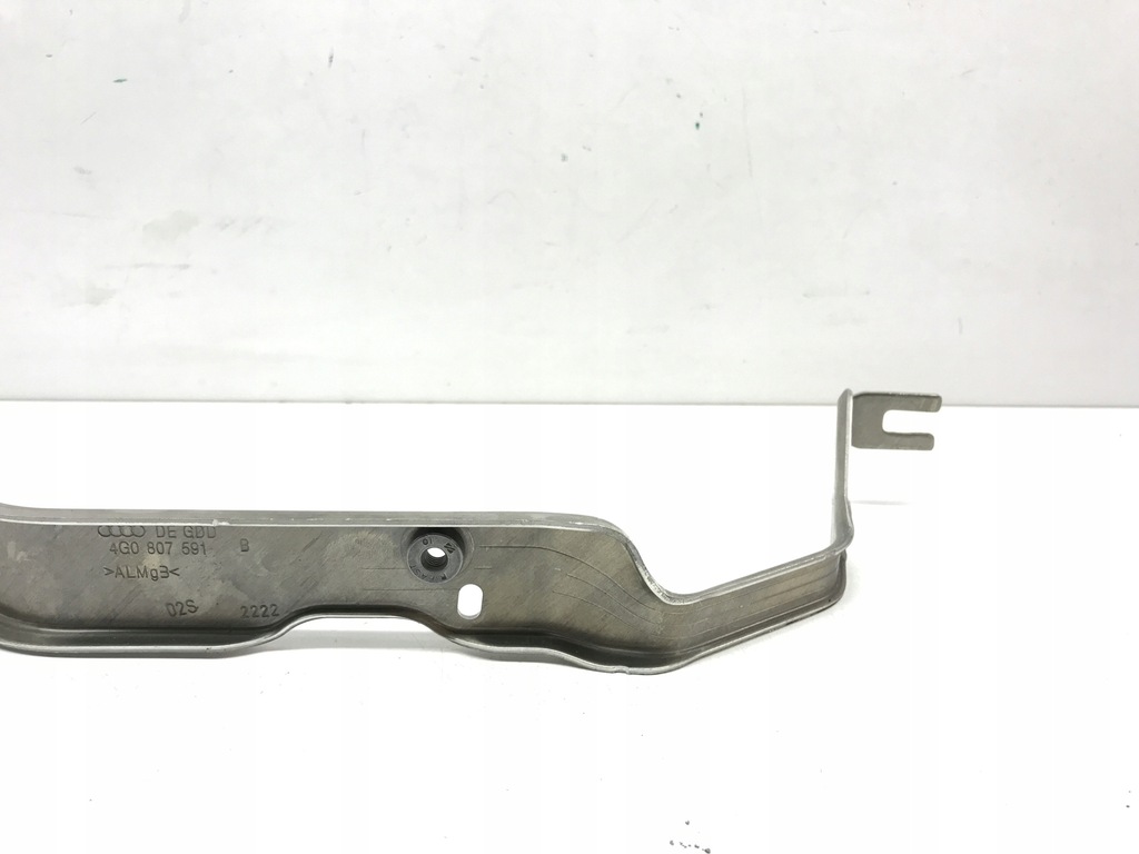FRONTLEUCHTEN-MONTAGESTÜTZE LINKS OE AUDI A6 4G0807591B Product image