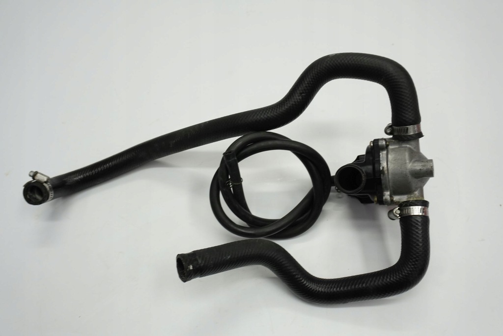 KAWASAKI VN 1500 VULCAN 96-08 THERMOSTAT + GEHÄUSE + WASSERROHRSCHLAUCH Product image