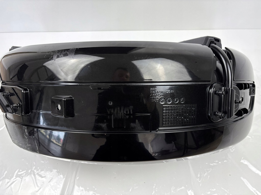 Vorderer Kotflügel links am Spyder F3 S 2015- Product image