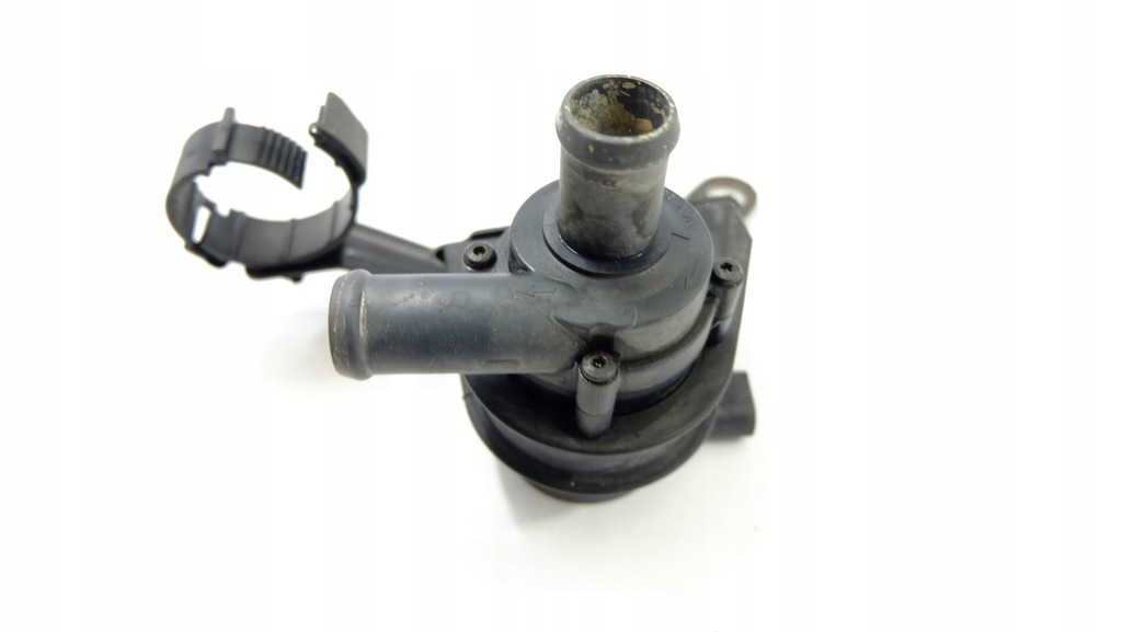 VW AUDI ZUSÄTZLICHE WASSERPUMPE 1K0965561F Product image