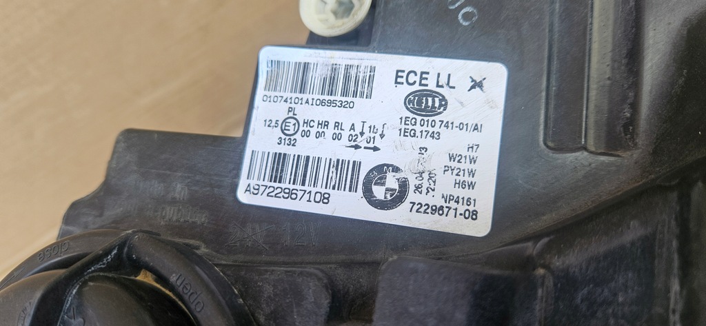 BMW 1 F20 F21 H7 Links Regulär Europa 7229671-08 HELLA Product image