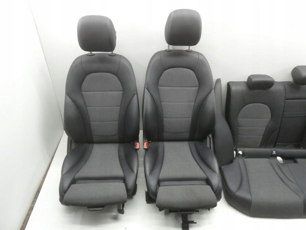 MERCEDES C-KLASSE W205 SEDAN EUROPE SEATS SEAT SIDE SIDES Product image