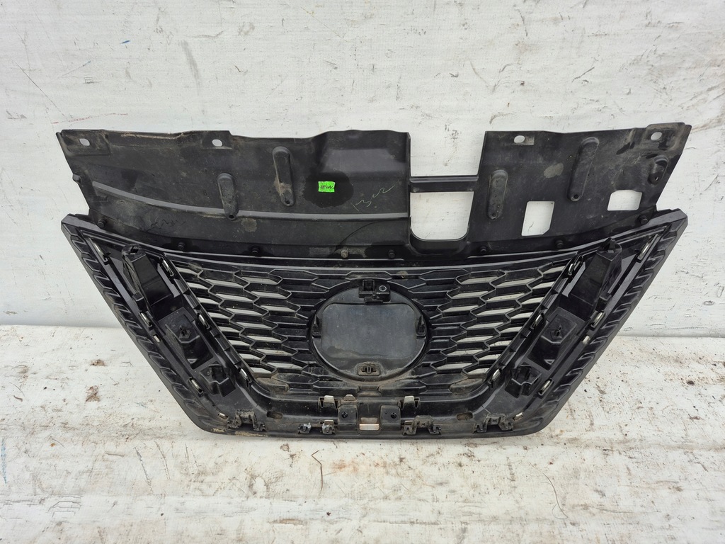 Grill-Kunststoßstangen-Nissan Qashqai II LIFT 62398 HV80A Product image