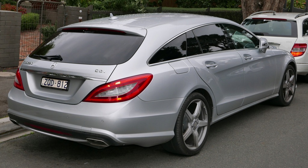 MERCEDES W218 CLS Griff Dachhimmel Griff A2048100151 Ablagefach A2048100041 Product image