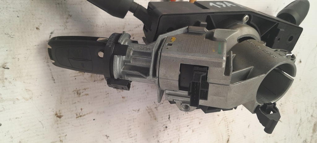 Opel Corsa D 1.0 Starter -Set 55557932 0261208939 Product image