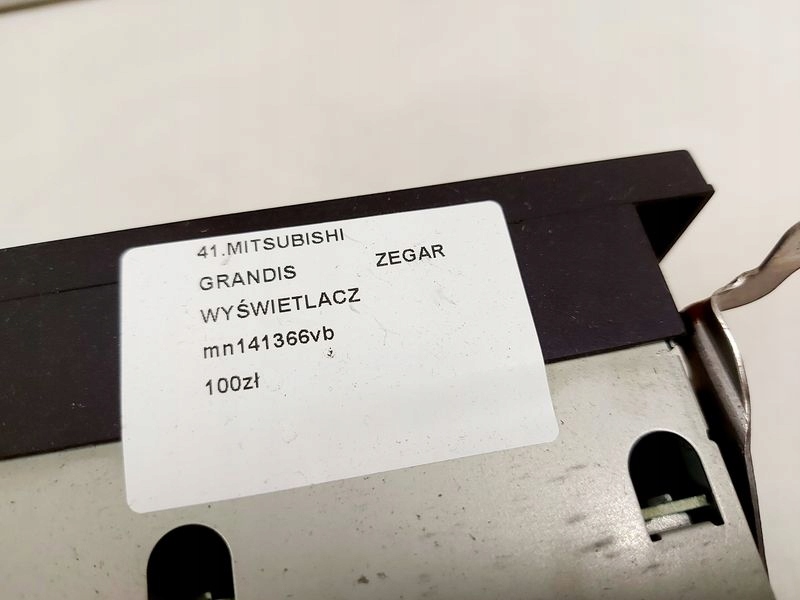 MITSUBISHI GRANDIS UHRANZEIGE MN141366VB Product image