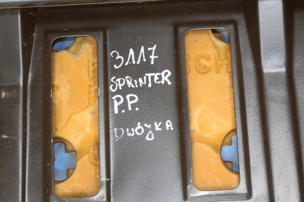 Sessel zwei Passagier rechts vorne Mercedes Sprinter VW LT -Material Product image