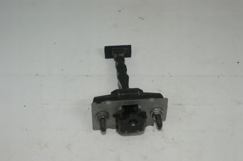 Türbegrenzer rechts hinter Heck hinterher Peugeot 308 T9 Stationwagen Product image