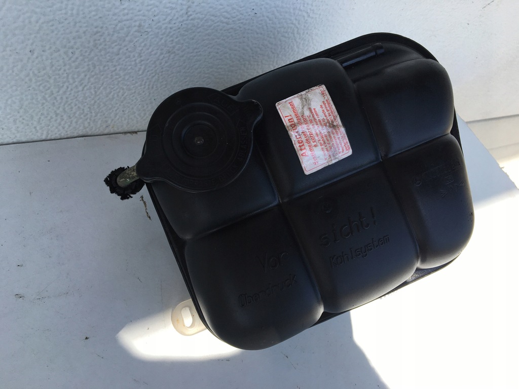 KÜHLMITTELAUSGLEICHSBEHÄLTER MERCEDES W140 1405000849 Product image