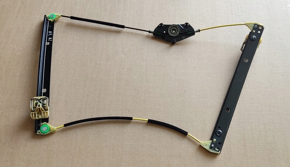 Audi A8 D4 Fensterheber rechts vorne 4H0837462B Product image