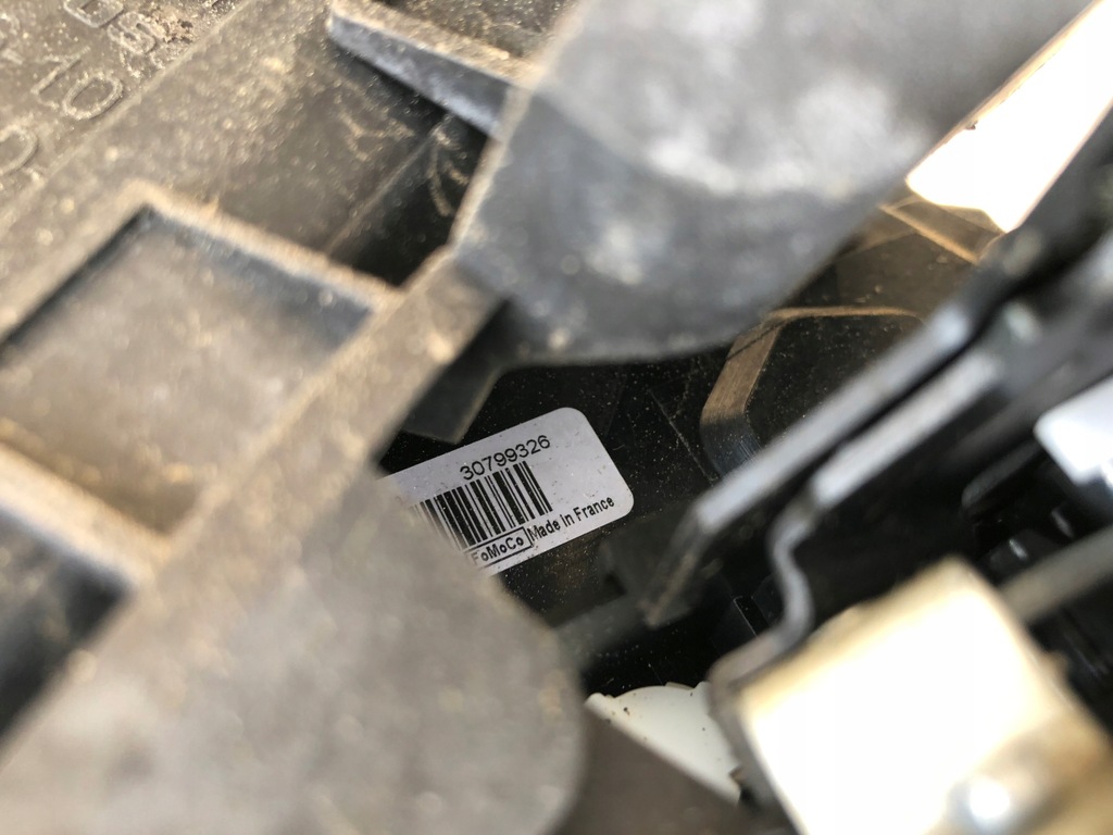 VOLVO S40 V50 TÜRSCHLOSS HINTEN LINKS 10PIN 04-12 Product image