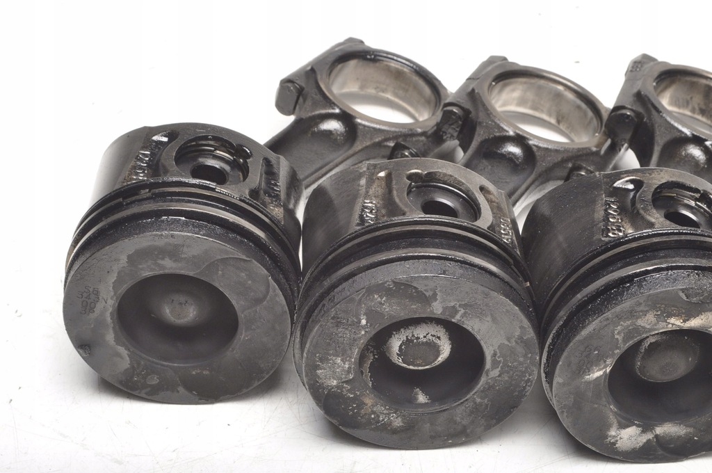 FORD FOCUS MK2 KOLBEN MIT PLEUEL 085190 Product image