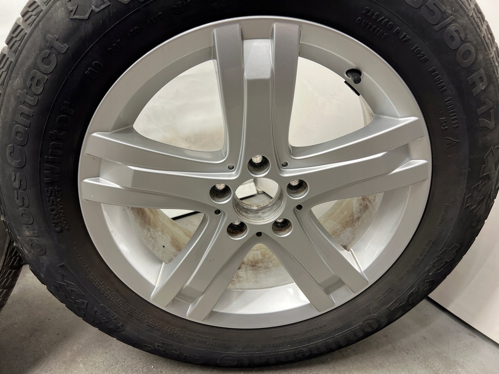 MERCEDES GLK GLC ML RÄDER FELGEN 17'' WINTERREIFEN 235/60/17R A2044015502 Product image
