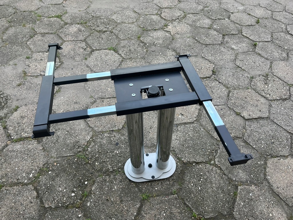 Dreh- und verschiebbarer Tischsockel für Wohnmobilanhänger Product image