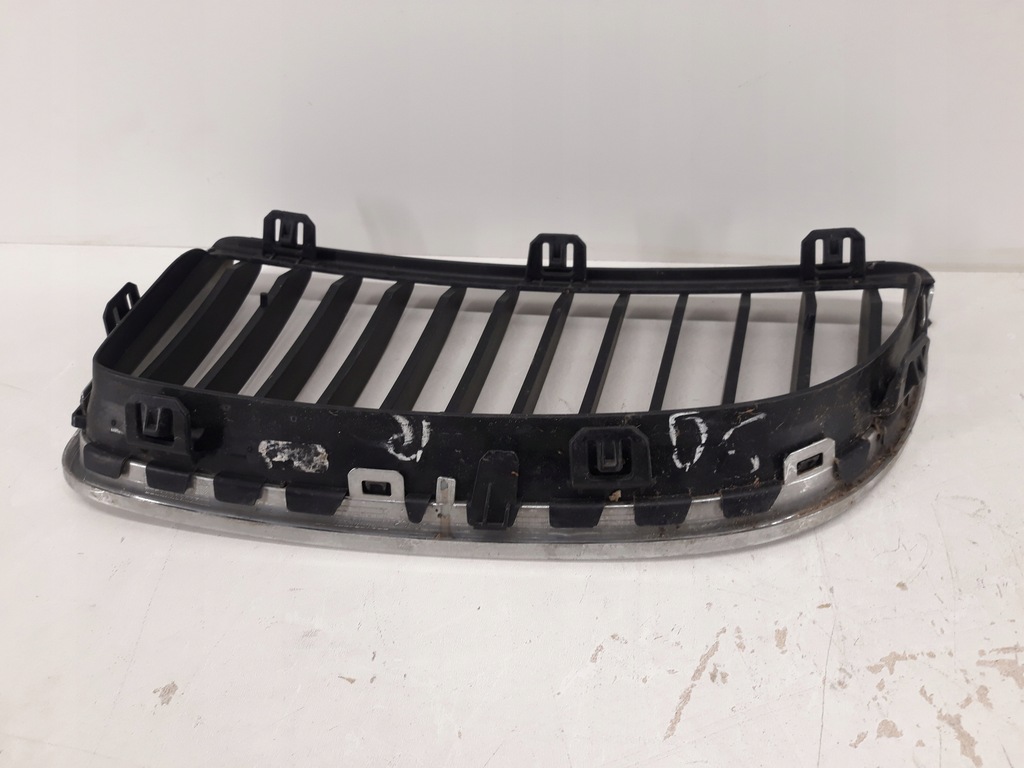 BMW 3er E90 E91 04-08 Nierengrill links rechts Product image