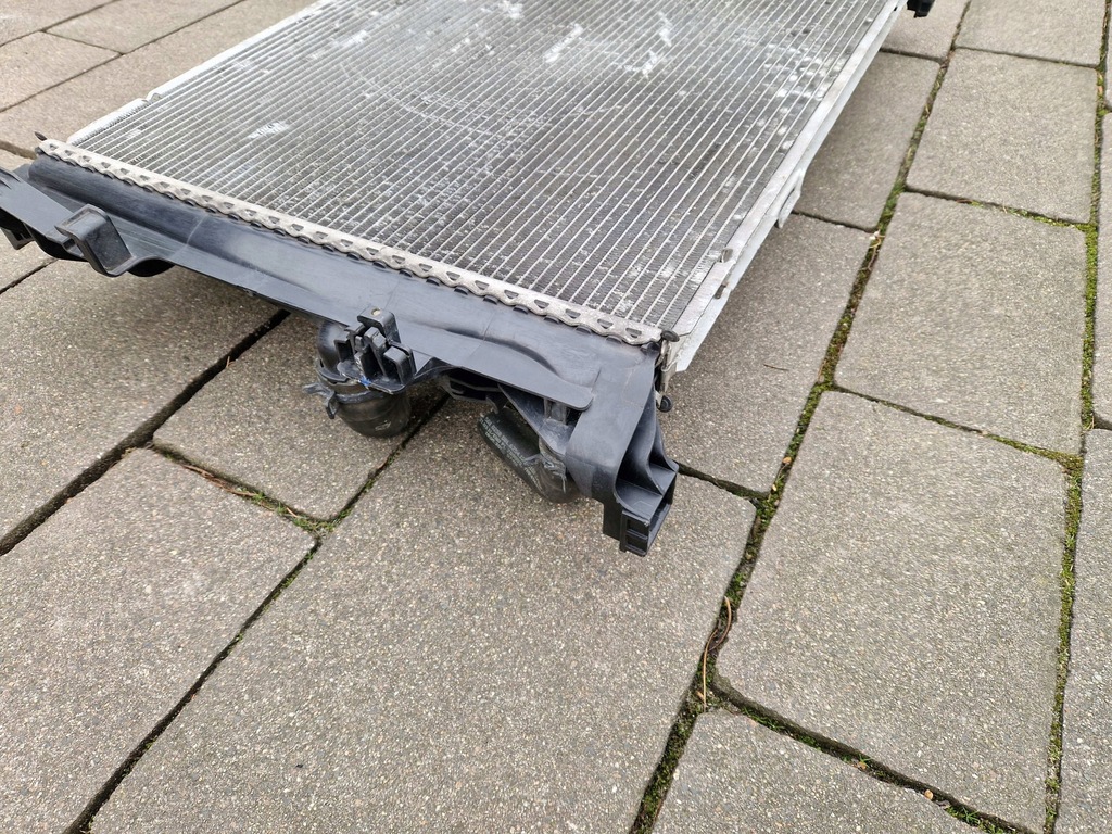 W176 W246 CLA W177 X177 GLA X156 Wasserkühler A2465001303 Product image
