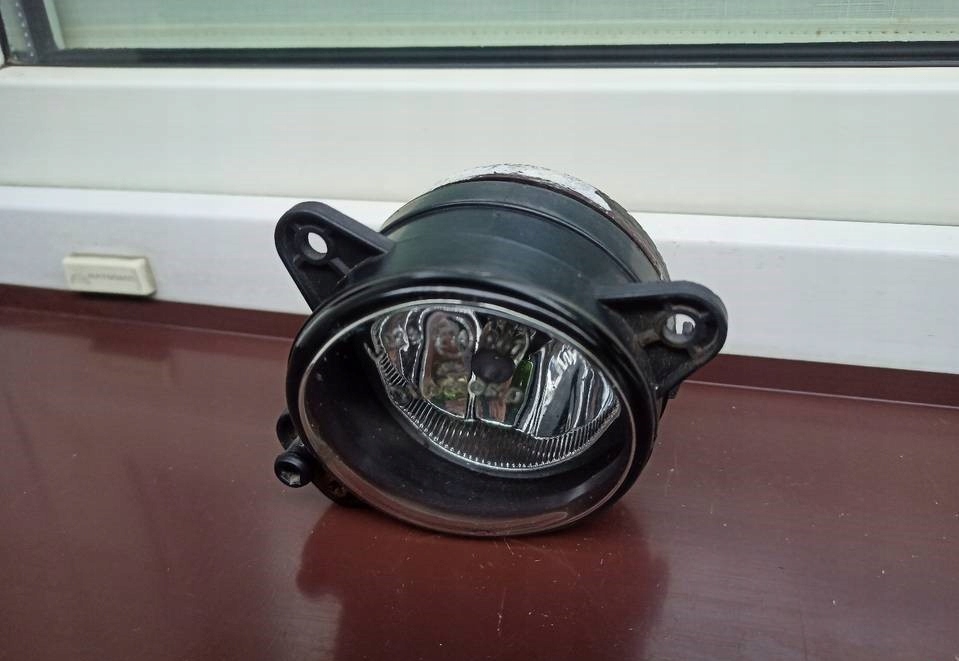 VW Transporter T5 Skoda Fabia II Halogen Nebelscheinwerfer links Product image