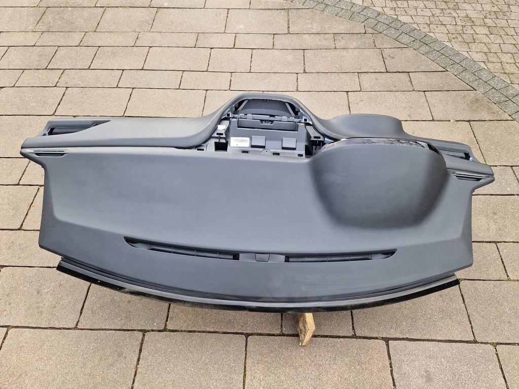 Peugeot 208 und 2008 und Board Console + 2xpoduszka Original 12-2019 Product image