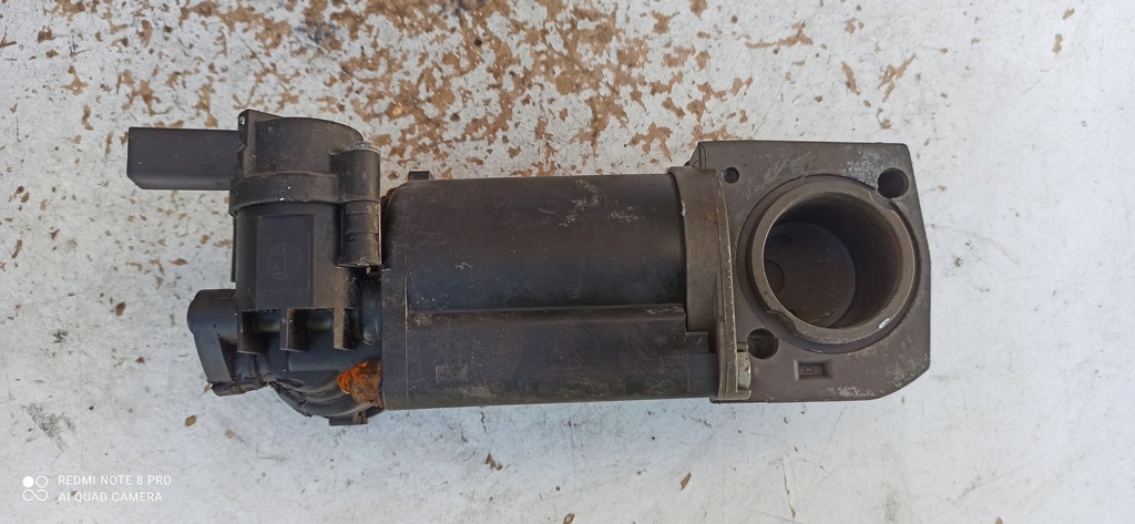 AUDI Q7 FAHRWERKSKOMPRESSOR 7L8616007 4420512661 Product image