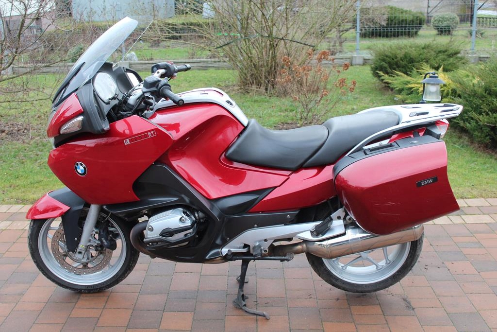 BMW R1200 RT K26 BOLZEN ZYLINDERKOPFBOLZEN LINKS RECHTS Product image