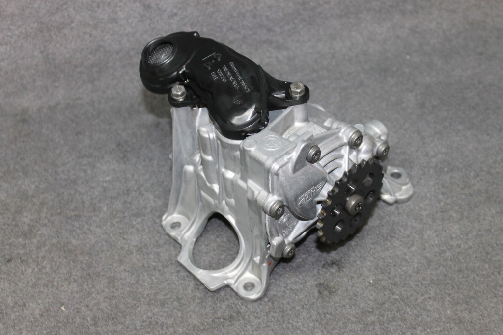 BMW MINI F56 F60 F40 F45 G30 G05 1.8D 2.0D 2.5D B47D20B B47C20B ÖLPUMPE Product image